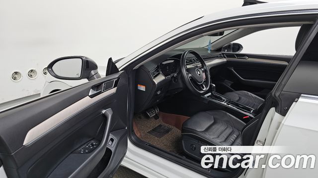Volkswagen Arteon 2019 — photo 13