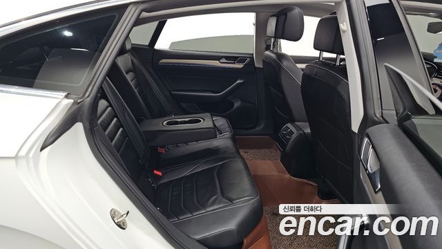 Volkswagen Arteon 2019 — photo 18