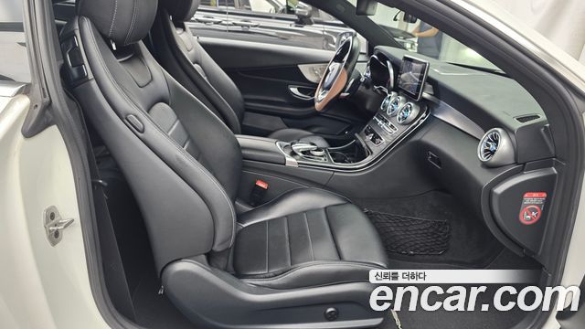 Mercedes-Benz C-Class 2016 — photo 11