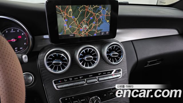 Mercedes-Benz C-Class 2016 — photo 14