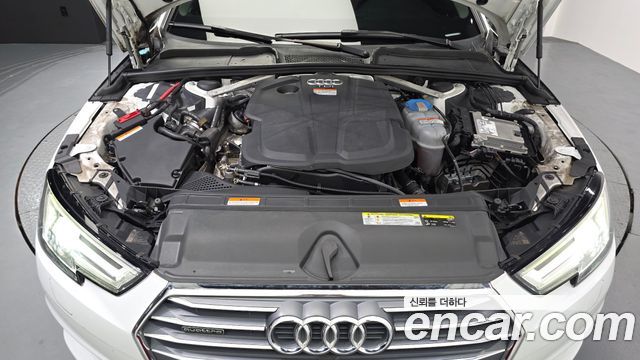 Audi A4 2018 — photo 6