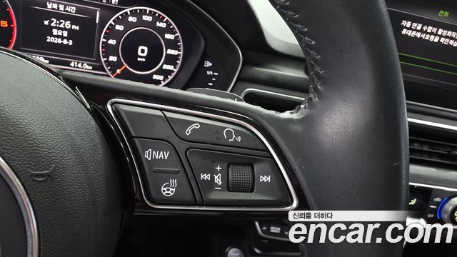 Audi A4 2018 — photo 30