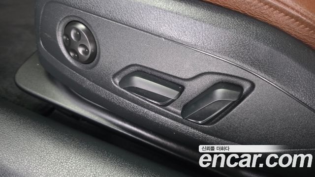 Audi A4 2018 — photo 37