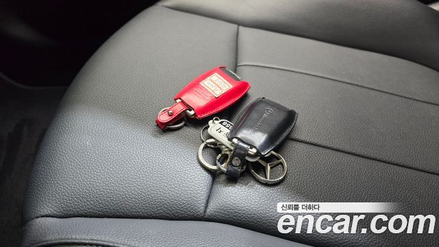 Mercedes-Benz A-Class 2022 — photo 20