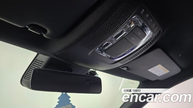 Mercedes-Benz A-Class 2022 — photo 24