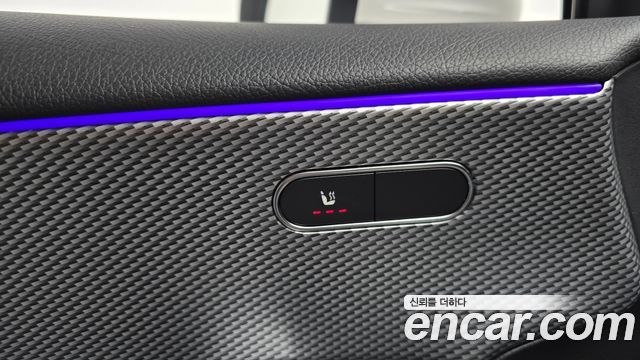 Mercedes-Benz A-Class 2022 — photo 27