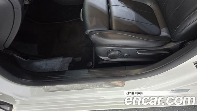 Mercedes-Benz A-Class 2022 — photo 29