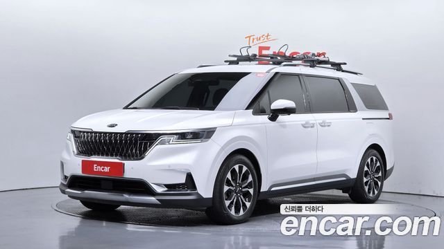 Kia Canival 2021 — photo 1