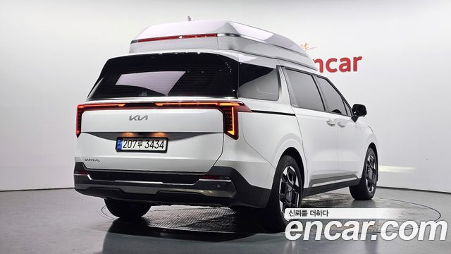 Kia Canival 2025 — photo 2