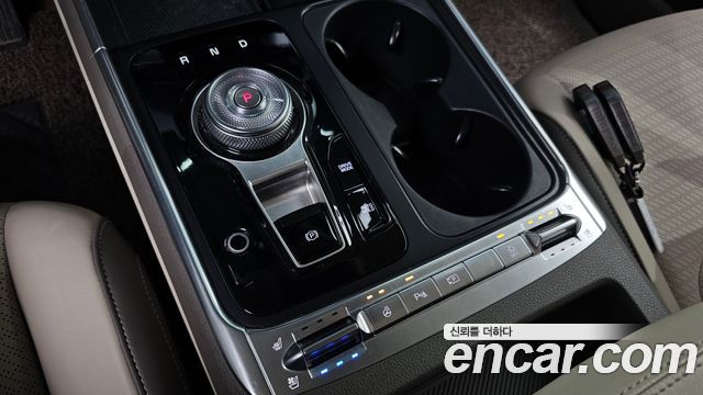 Kia Canival 2025 — photo 9