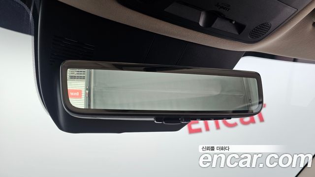 Kia Canival 2025 — photo 17