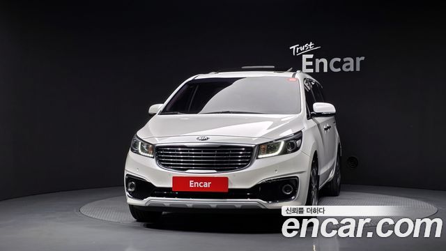 Kia Canival 2018 — photo 3