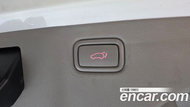 Kia Canival 2018 — photo 26