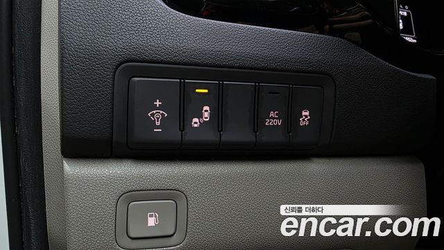 Kia Canival 2018 — photo 27