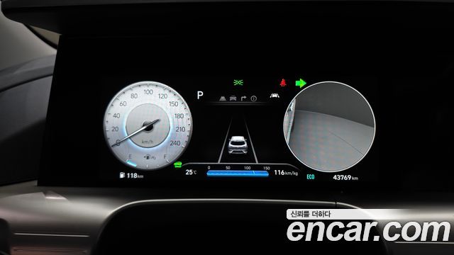 Hyundai Nexo 2023 — photo 11
