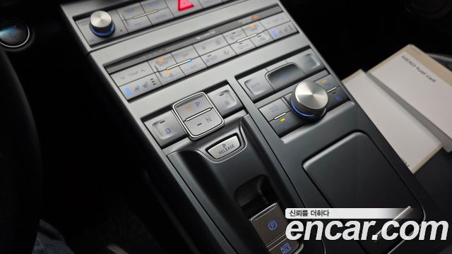Hyundai Nexo 2023 — photo 12