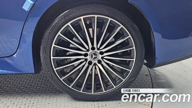 Mercedes-Benz CLS-Class 2022 — photo 7