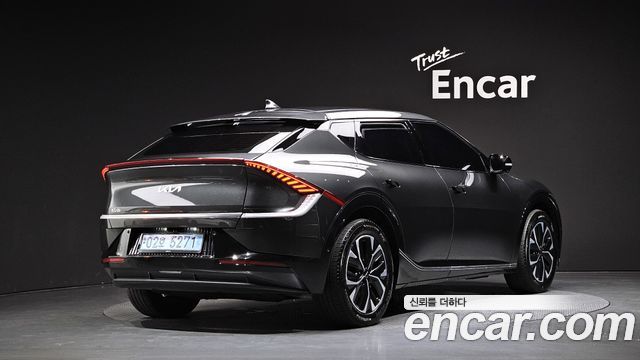 Kia EV6 2024 — photo 2