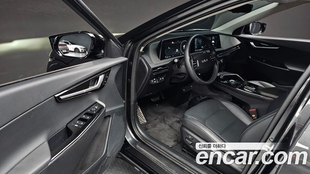 Kia EV6 2024 — photo 10