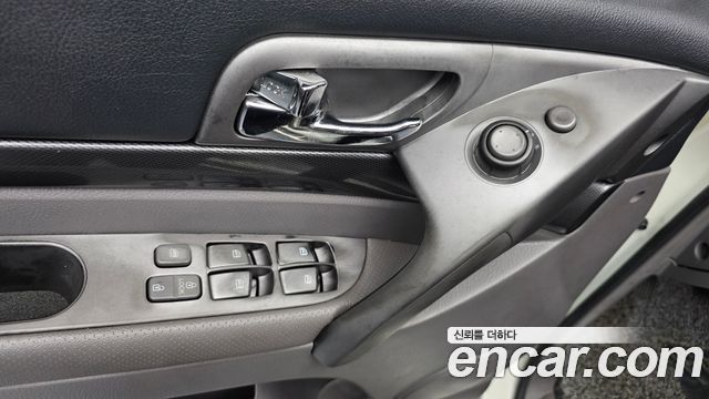 KG Mobility KORANDO 2014 — photo 27