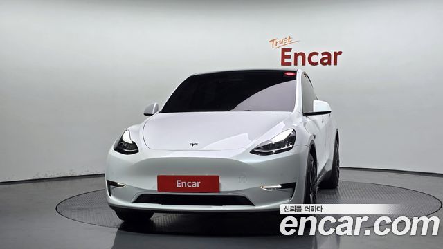 Tesla Model Y 2022 — photo 3