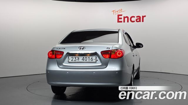 Hyundai AVANTE 2010 — photo 4