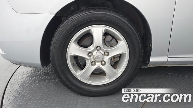 Hyundai AVANTE 2010 — photo 5