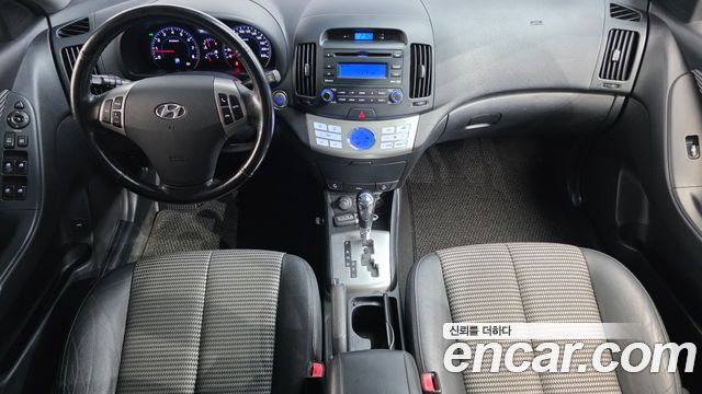 Hyundai AVANTE 2010 — photo 7