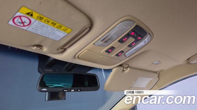 Kia Canival 2016 — photo 17