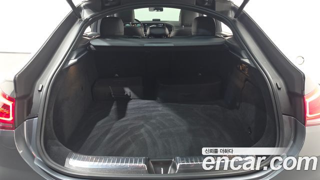 Mercedes-Benz GLE-Class 2021 — photo 23