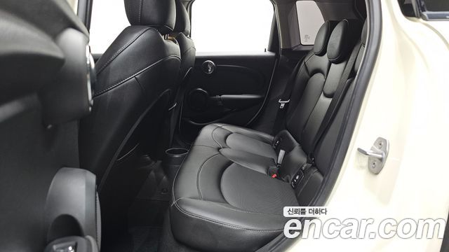 Mini Cooper 2020 — photo 12
