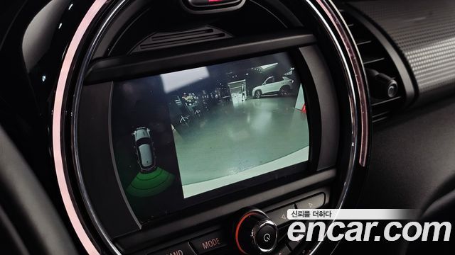 Mini Cooper 2020 — photo 16