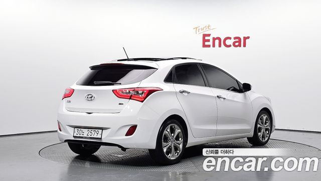 Hyundai i30 2012 — photo 2