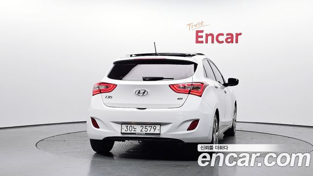 Hyundai i30 2012 — photo 4