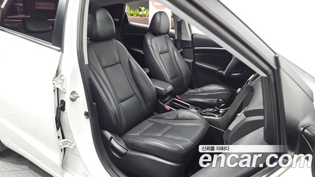 Hyundai i30 2012 — photo 13