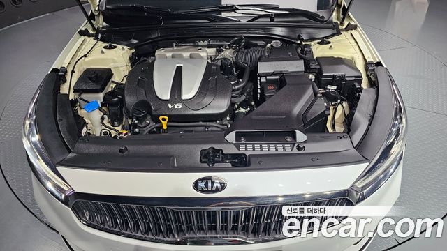 Kia K7 2016 — photo 6