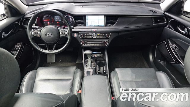 Kia K7 2016 — photo 10