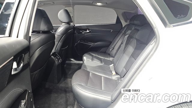 Kia K7 2016 — photo 18
