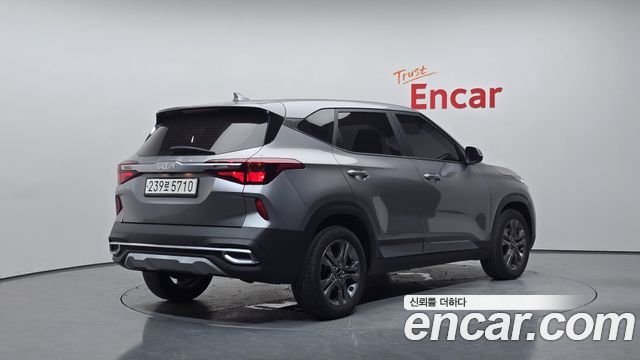 Kia Seltos 2023 — photo 2