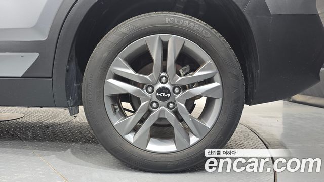 Kia Seltos 2023 — photo 7