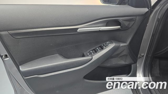 Kia Seltos 2023 — photo 14