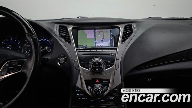 Hyundai Grandeur 2014 — photo 13