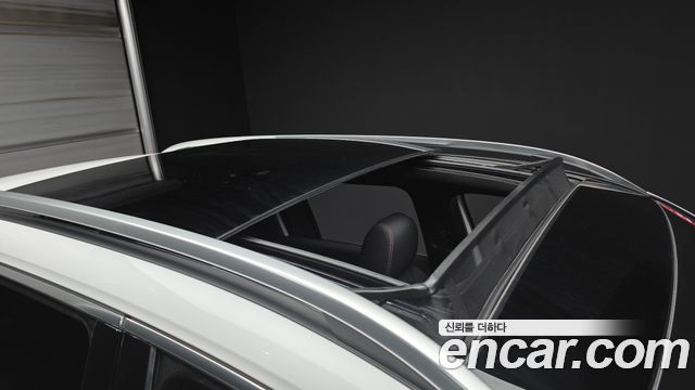 Mercedes-Benz GLB-Class 2023 — photo 27
