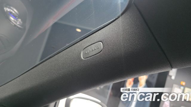 Mercedes-Benz GLB-Class 2023 — photo 28