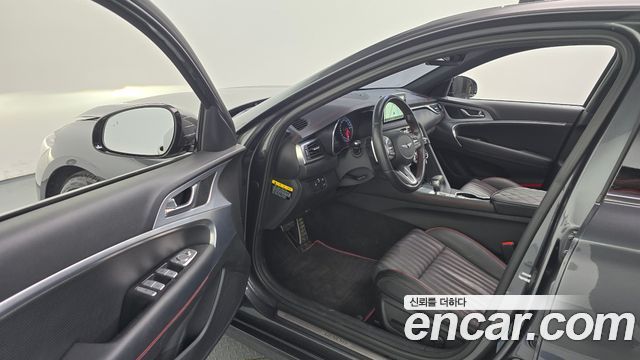 Genesis G70 2018 — photo 13