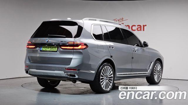 BMW X7 2024 — photo 2