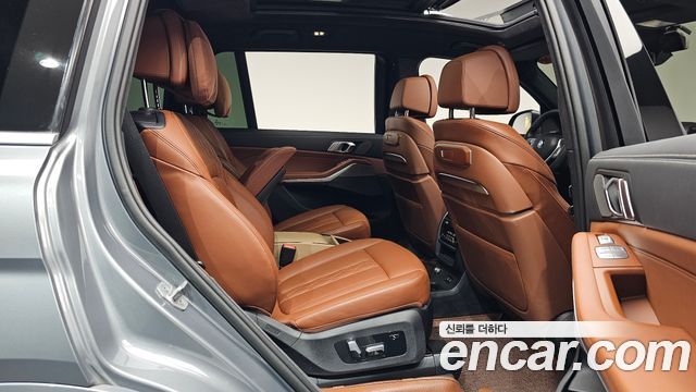 BMW X7 2024 — photo 18