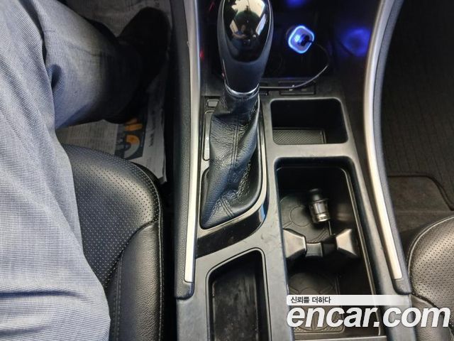 Hyundai Sonata 2013 — photo 9