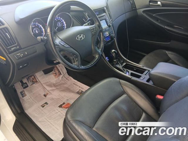 Hyundai Sonata 2013 — photo 10