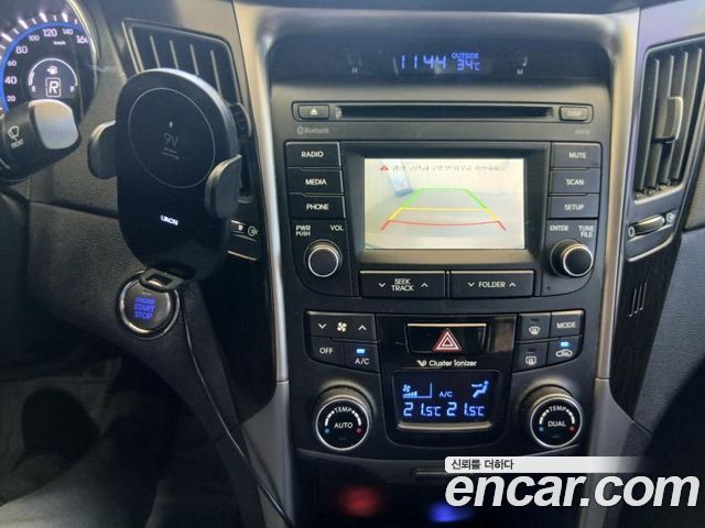 Hyundai Sonata 2013 — photo 12